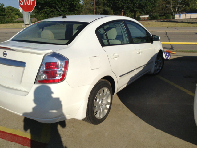 Nissan Sentra 2012 photo 2