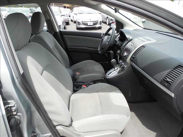 Nissan Sentra 2012 photo 6