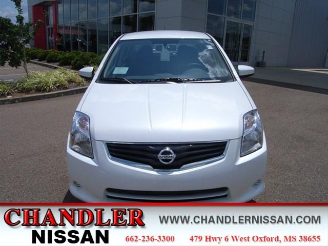 Nissan Sentra 4matic 4dr 3.5L AWD SUV Sedan