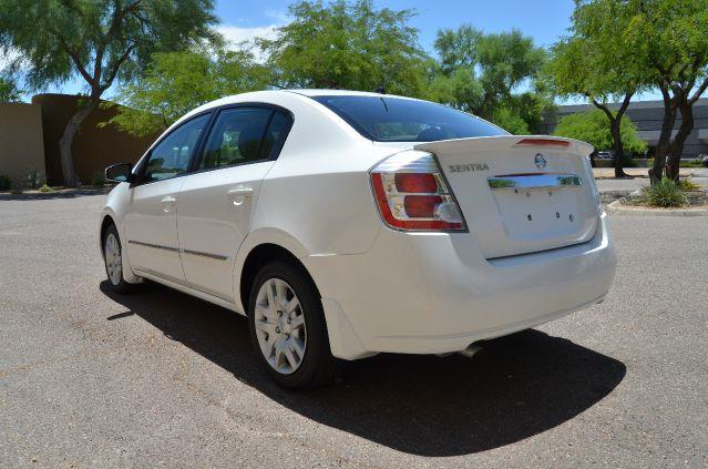 Nissan Sentra 2012 photo 4