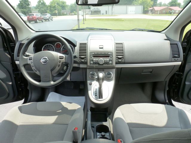 Nissan Sentra 2012 photo 23