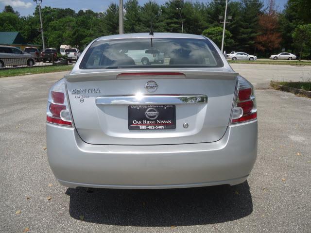 Nissan Sentra 2012 photo 1