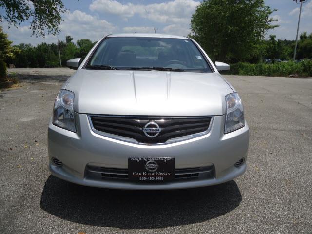 Nissan Sentra 2012 photo 2