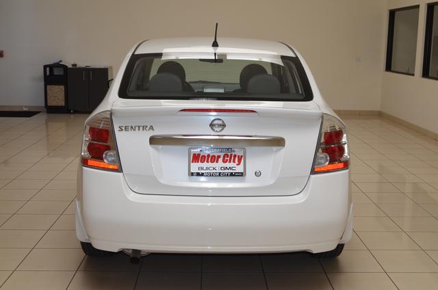 Nissan Sentra 2012 photo 3