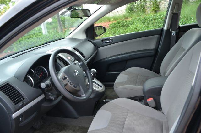 Nissan Sentra 2012 photo 11