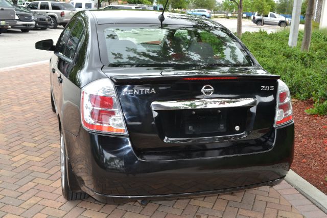 Nissan Sentra 2012 photo 17