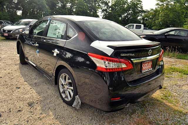 Nissan Sentra 2013 photo 17