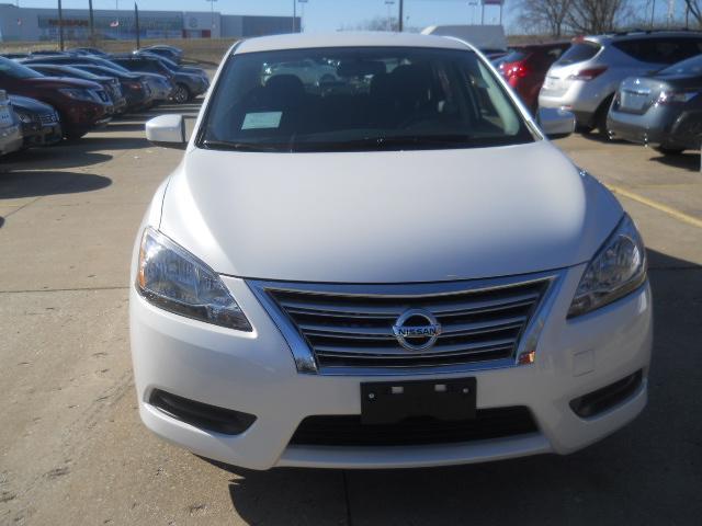 Nissan Sentra 2013 photo 3