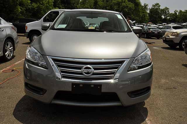 Nissan Sentra 2013 photo 8