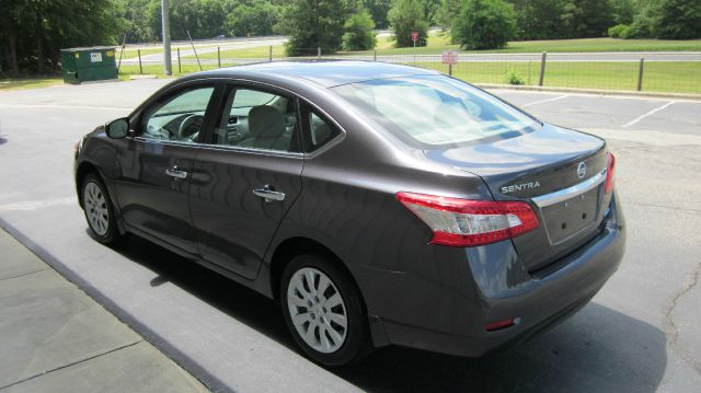 Nissan Sentra 2013 photo 5