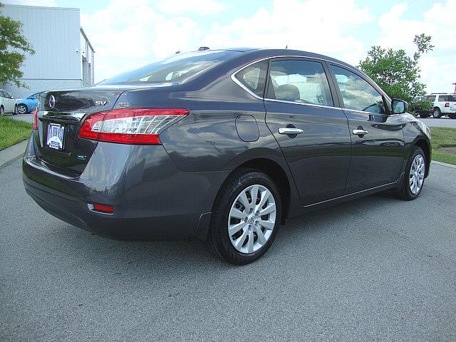 Nissan Sentra 2013 photo 4