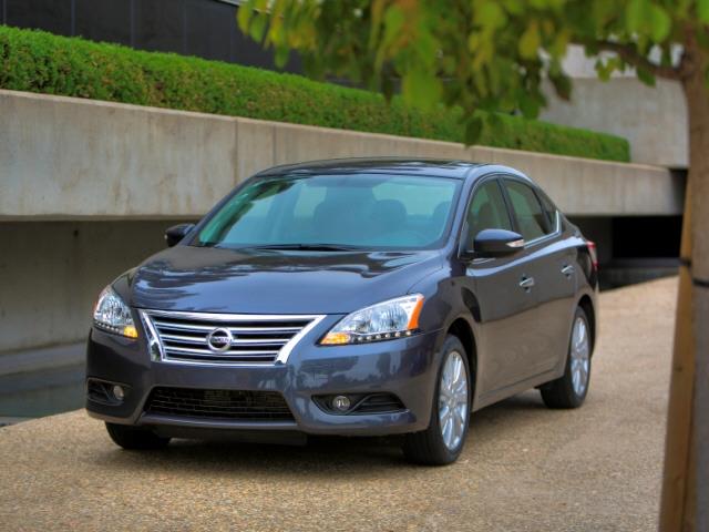 Nissan Sentra 2013 photo 1