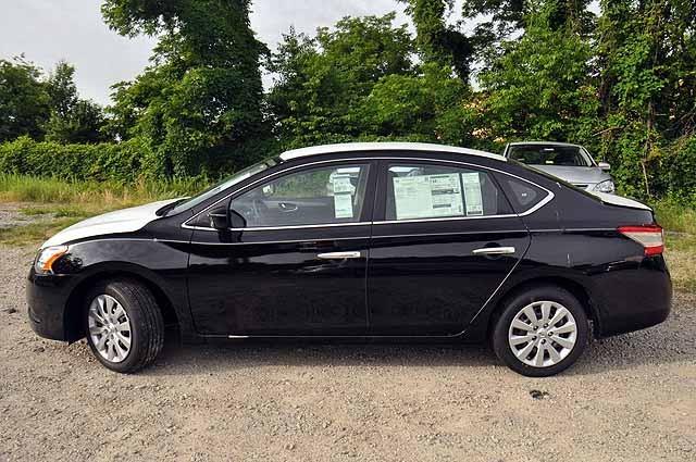 Nissan Sentra 4.6L Eddie Bauer Sedan