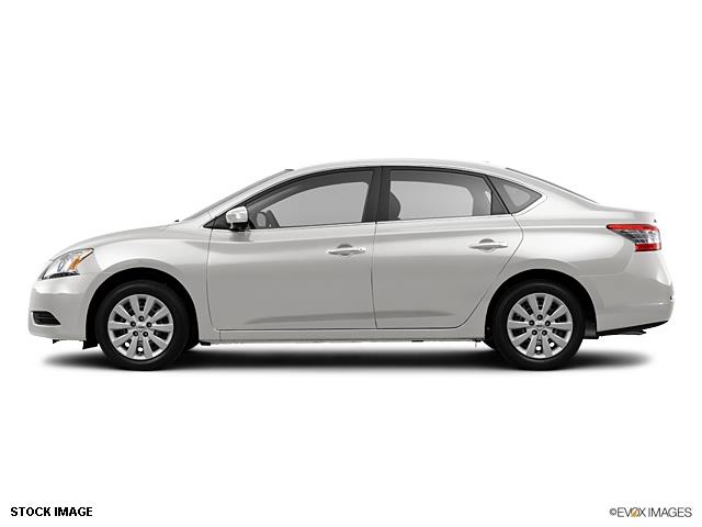 Nissan Sentra 2013 photo 2