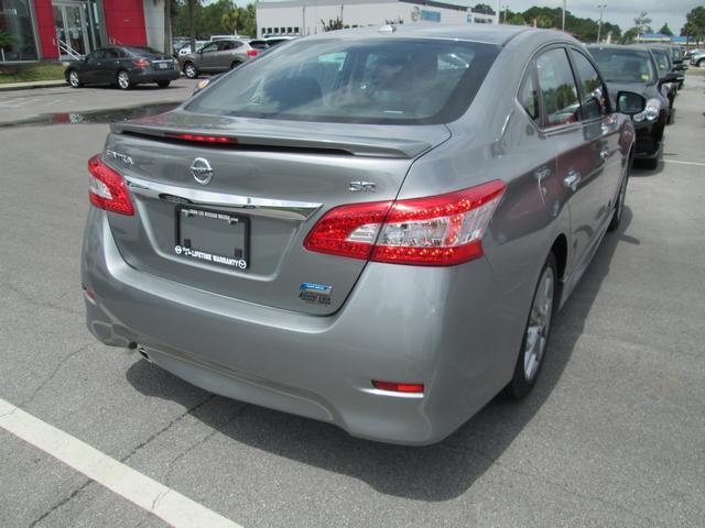 Nissan Sentra 2013 photo 1