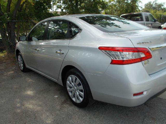 Nissan Sentra 2013 photo 4