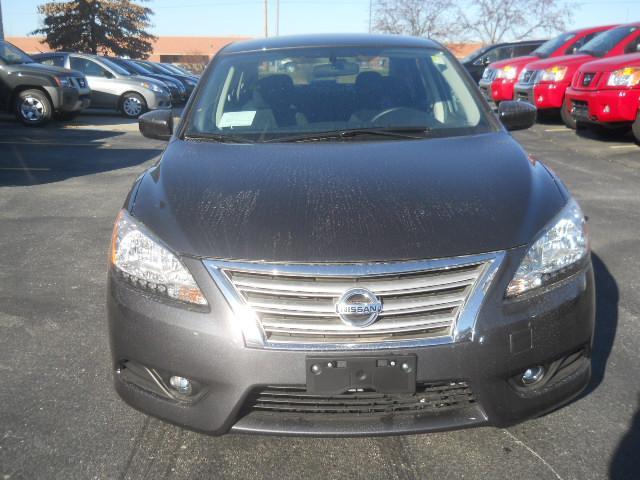 Nissan Sentra 2013 photo 16