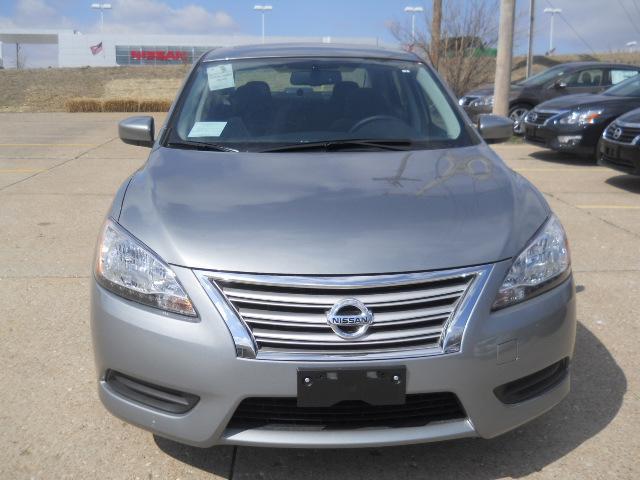 Nissan Sentra 2013 photo 19