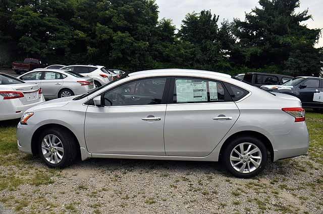 Nissan Sentra 2013 photo 3