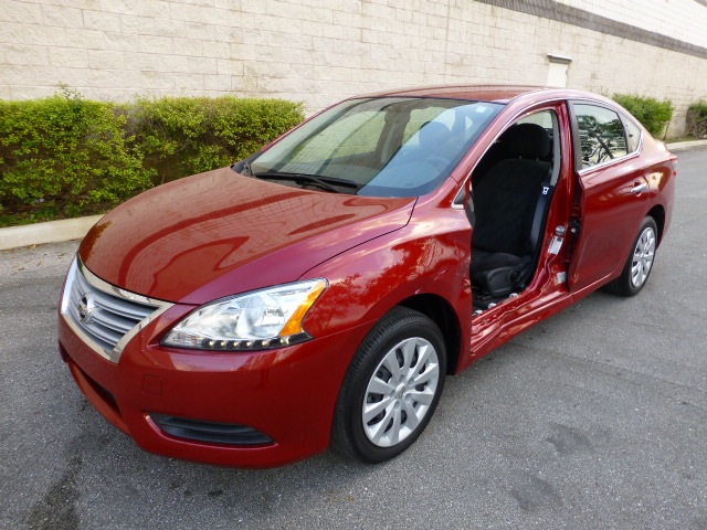 Nissan Sentra 2013 photo 4