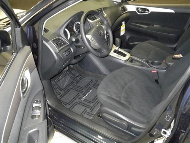 Nissan Sentra 2013 photo 4