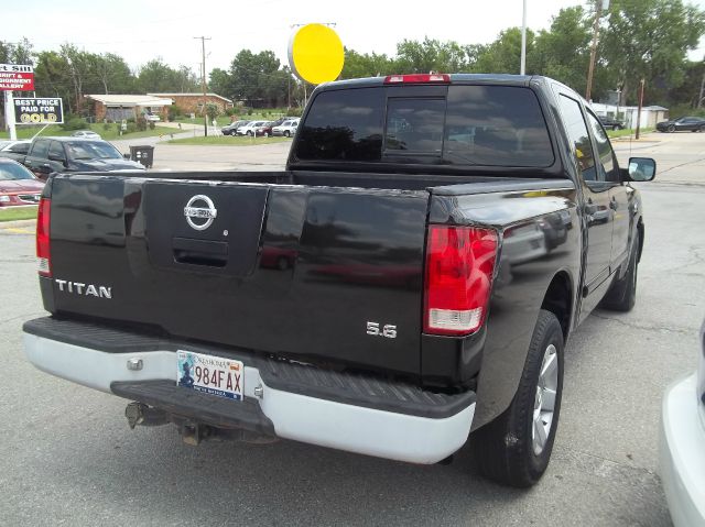 Nissan Titan 2004 photo 4