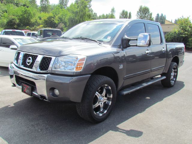 Nissan Titan GLS Touring A/T Pickup Truck