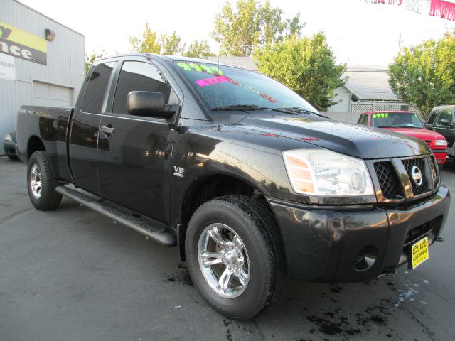 Nissan Titan 2004 photo 4