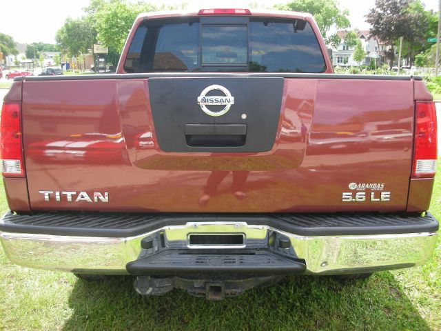 Nissan Titan 4X4 Le3rd Rowone Owner Pickup Truck