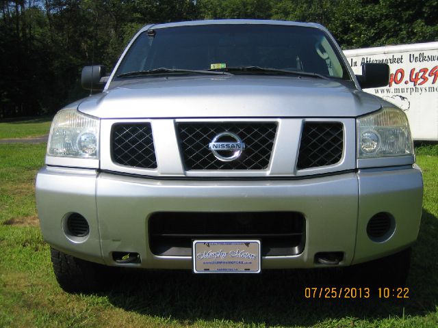 Nissan Titan 2004 photo 3