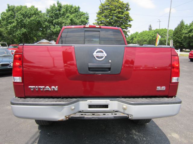 Nissan Titan 2004 photo 13