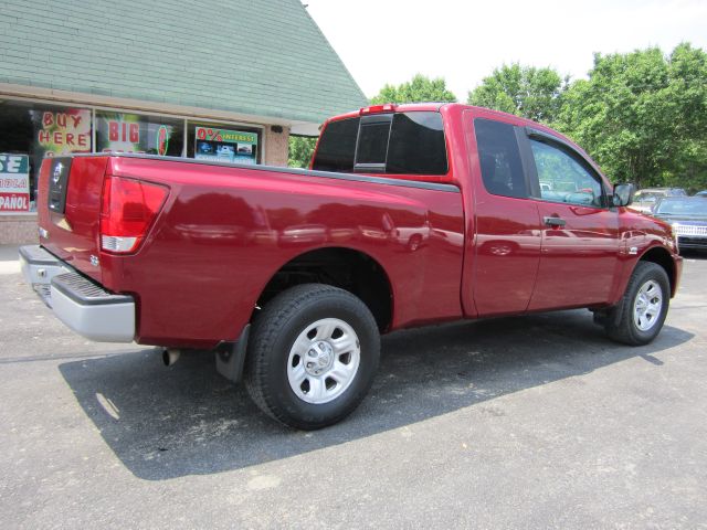 Nissan Titan 2004 photo 14