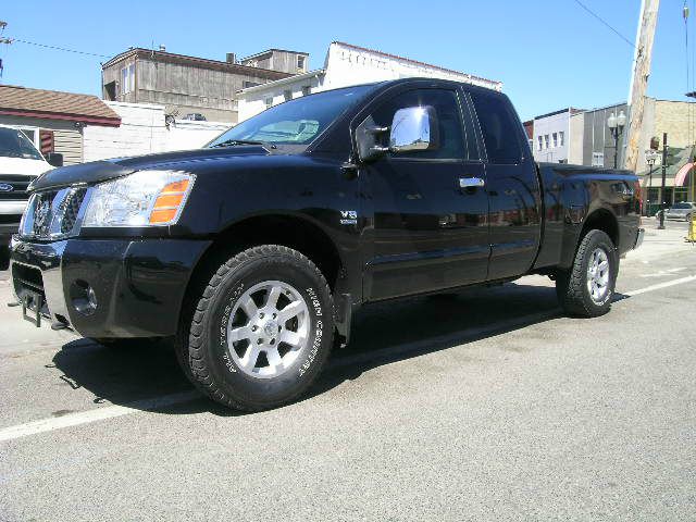 Nissan Titan 2004 photo 18