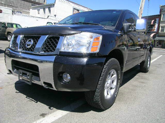 Nissan Titan 2004 photo 28