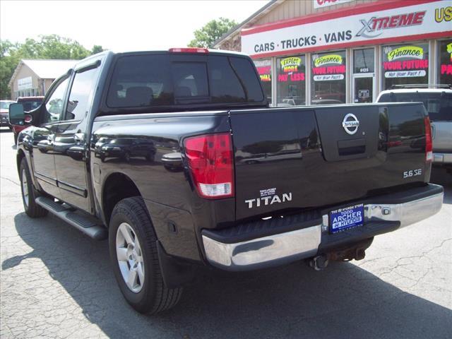 Nissan Titan 2004 photo 3