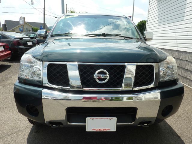 Nissan Titan 2004 photo 1