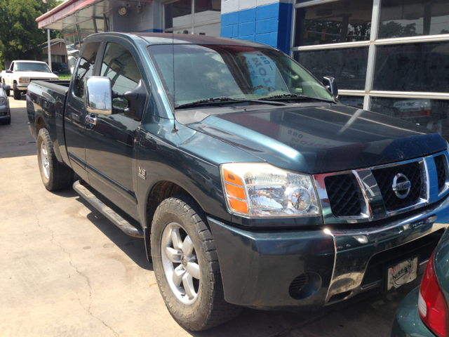 Nissan Titan 2004 photo 3