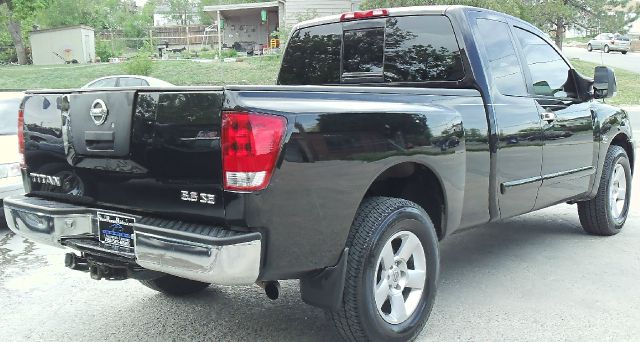 Nissan Titan 2004 photo 6