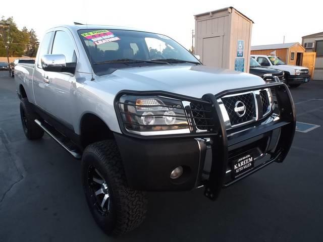 Nissan Titan 2004 photo 3