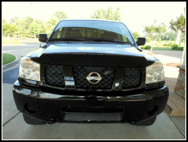 Nissan Titan 2004 photo 3