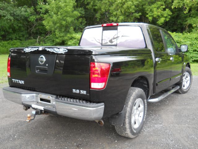 Nissan Titan 2004 photo 3