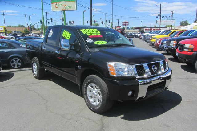 Nissan Titan SLT EXT CAB 4X2 Pickup Truck