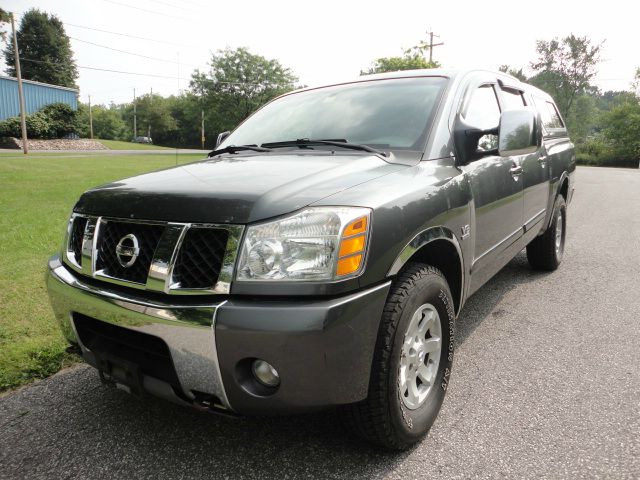 Nissan Titan 2004 photo 4