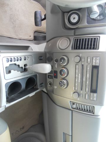 Nissan Titan 2004 photo 5