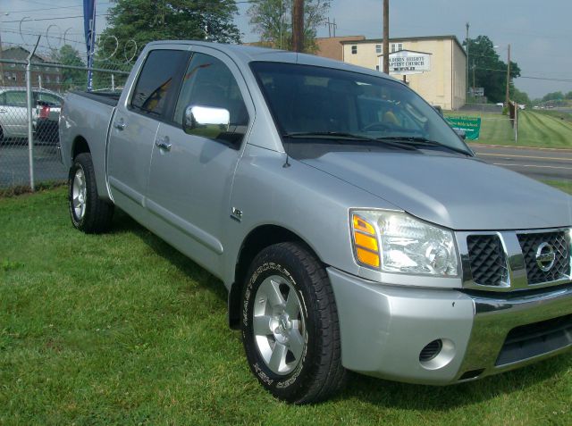 Nissan Titan 2004 photo 4