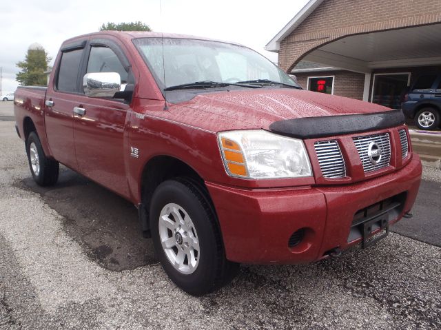 Nissan Titan 2004 photo 2