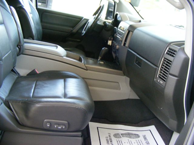 Nissan Titan 2004 photo 16