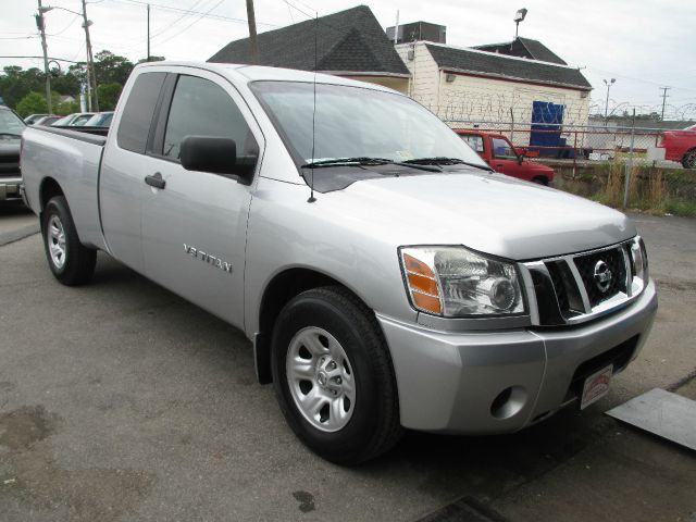 Nissan Titan 2005 photo 4