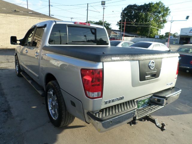 Nissan Titan GLS Touring A/T Pickup Truck