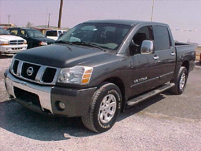 Nissan Titan 3.0is -AWD Pickup